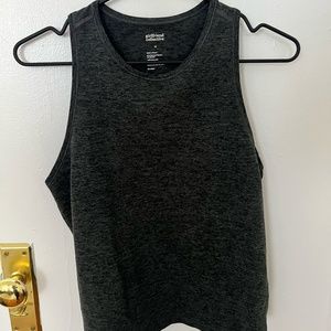 Girlfriend Collective Cropped Heathered Gray top